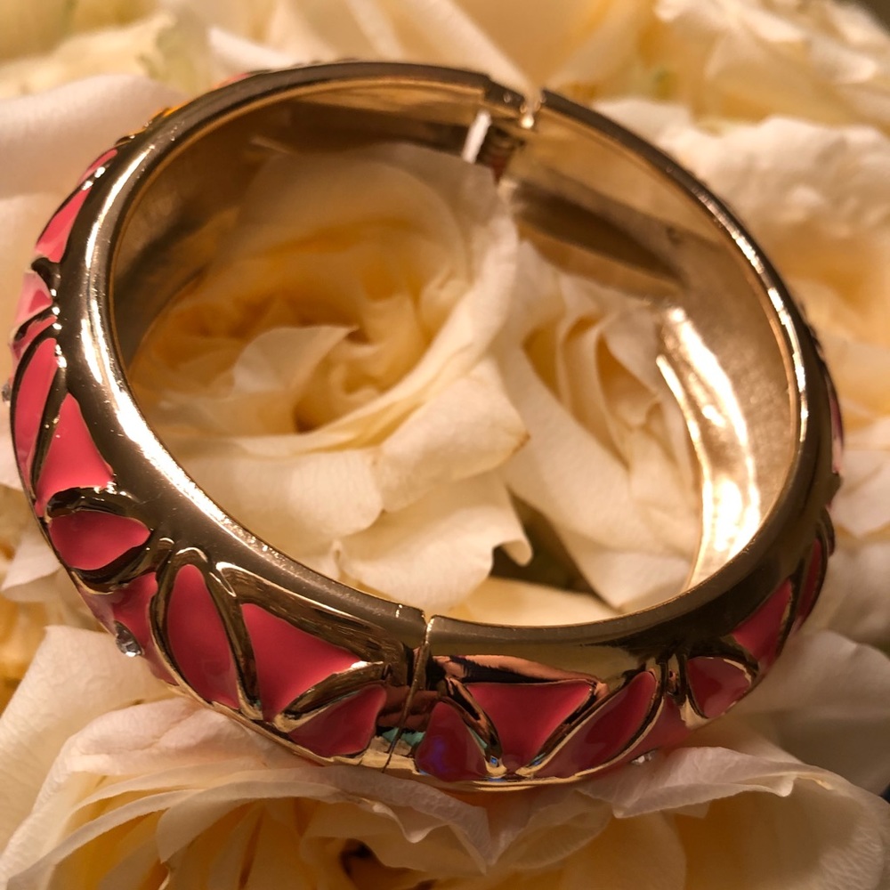 Enamel and gold fun bracelet!